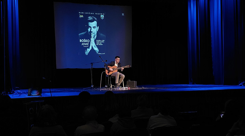 Boško Jović oduševio travničku publiku